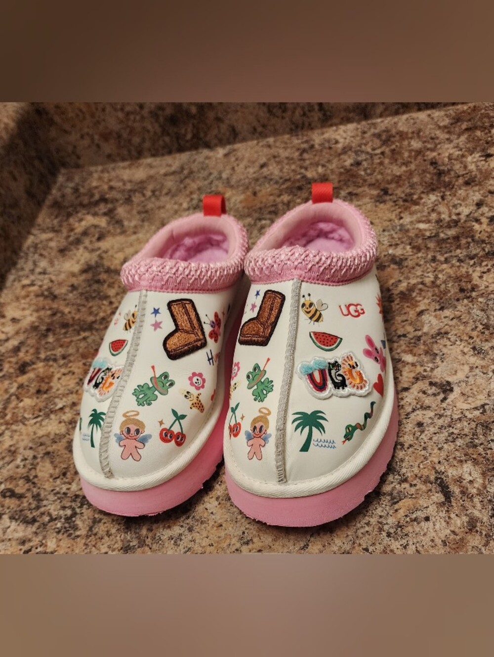 UGG Tazz Tasman Clogs Kids Size 3 Cream Pink Doodle Graphics Slip On Slipper
